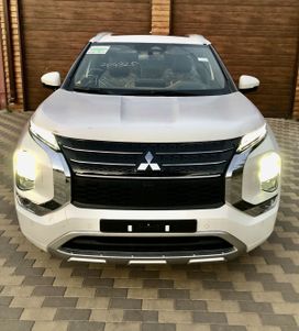 SUV   Mitsubishi Outlander 2023 , 5100000 , 