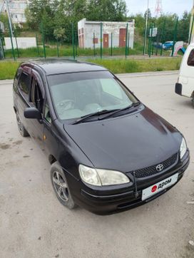    Toyota Corolla Spacio 1997 , 370000 , 