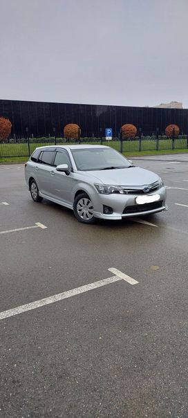  Toyota Corolla Fielder 2013 , 1100000 , 