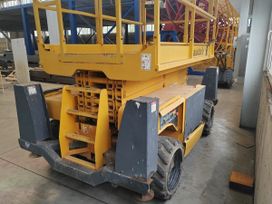   Haulotte Compact 12 2013 , 1900000 , 