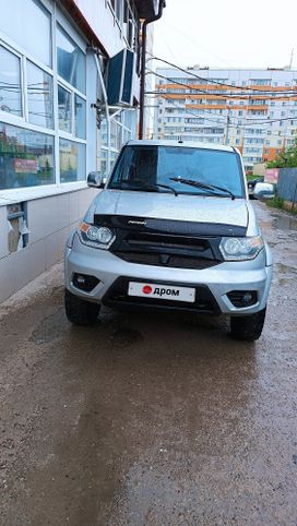 SUV     2016 , 700000 , 