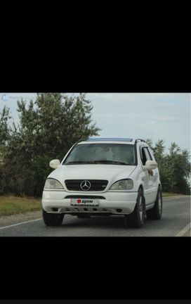 SUV   Mercedes-Benz M-Class 2000 , 525000 , 
