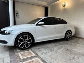  Volkswagen Jetta 2012 , 1080000 , 