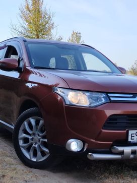 SUV   Mitsubishi Outlander 2012 , 1515000 , 