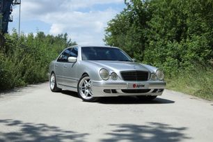  Mercedes-Benz E-Class 2000 , 790000 , 