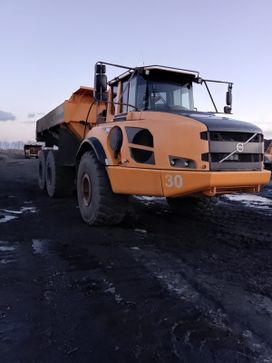   Volvo A40F 2012 , 25000000 , 