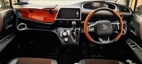    Toyota Sienta 2018 , 1650000 , 