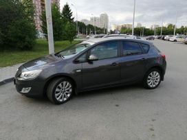  Opel Astra, 2012