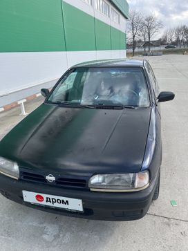  Nissan Primera 1993 , 180000 , 