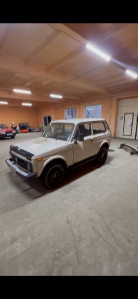  3   4x4 2121  1998 , 125000 , 