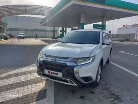 SUV   Mitsubishi Outlander 2015 , 1650000 , 
