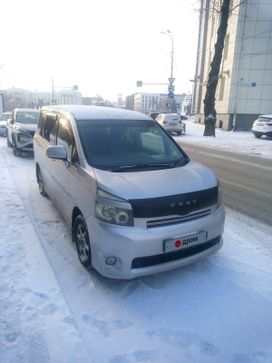    Toyota Voxy 2008 , 1050000 , 