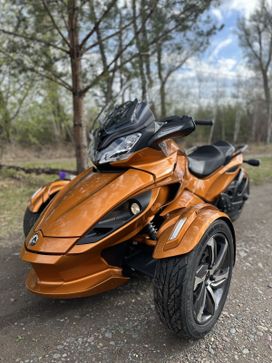  () BRP Can-Am Spyder ST-S 2014 , 1550000 , 