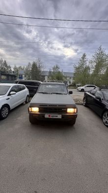  Terrano, 1988