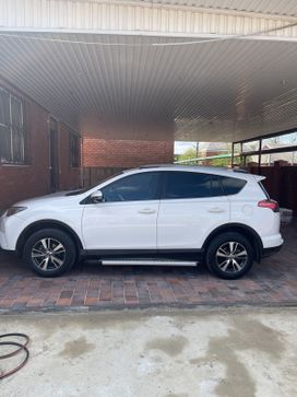 SUV   Toyota RAV4 2018 , 2380000 , 