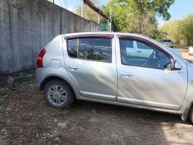  Sandero, 2013