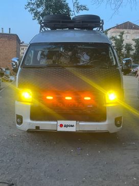   Toyota Hiace 2011 , 1850000 , 
