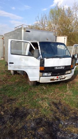  Isuzu Elf 1990 , 560000 , 