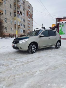 Renault Sandero 2011 , 590000 , 