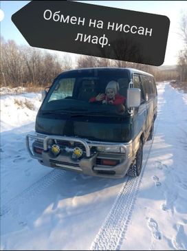    Nissan Caravan 1999 , 599000 , 