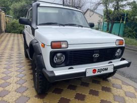  3   4x4 2121  2016 , 650000 , 