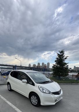  Honda Fit 2012 , 900000 , 