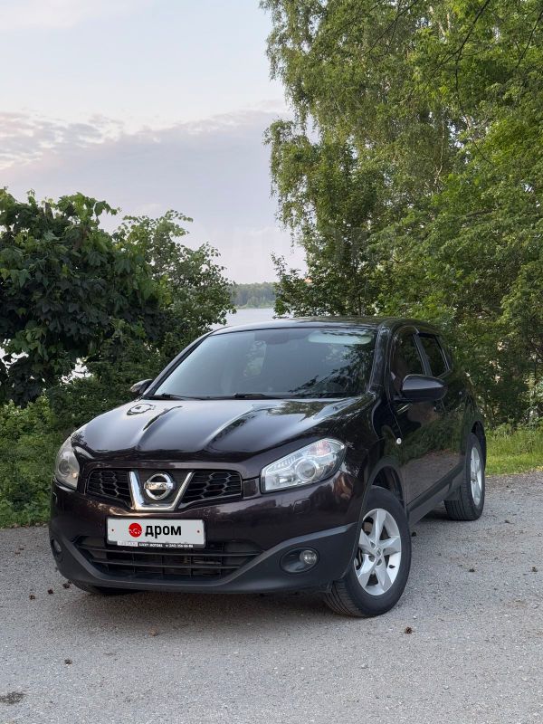 SUV   Nissan Qashqai 2011 , 1250000 , 