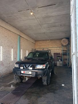 SUV   Nissan Patrol 2000 , 650000 , 
