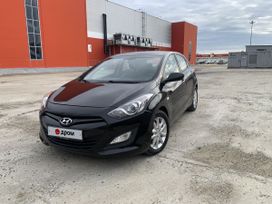  Hyundai i30 2013 , 880000 , --
