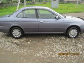  Nissan Sunny 2002 , 210000 , 