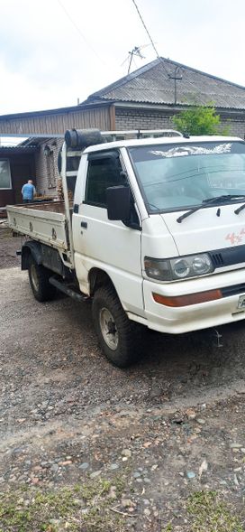   Mitsubishi Delica 1993 , 950000 , 