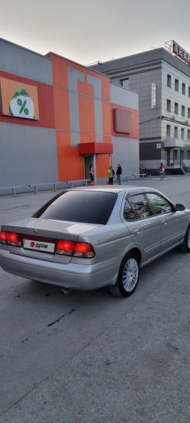  Nissan Sunny 2003 , 450000 , 