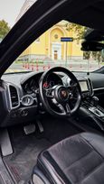 SUV   Porsche Cayenne 2015 , 4000000 , 