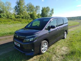    Toyota Voxy 2015 , 1850000 , 