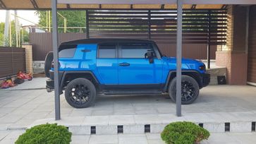 SUV   Toyota FJ Cruiser 2007 , 2500000 , 