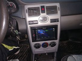    2010 , 370000 , 