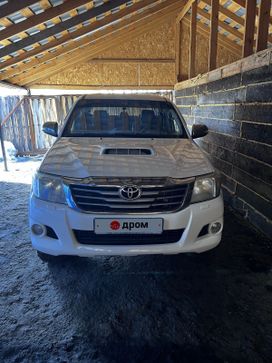  Toyota Hilux 2012 , 2000000 , 