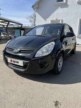  3  Hyundai i20 2010 , 510000 , 
