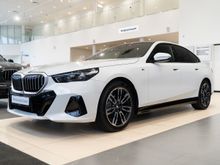  5-Series, 2024
