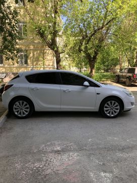  Opel Astra 2011 , 850000 , 