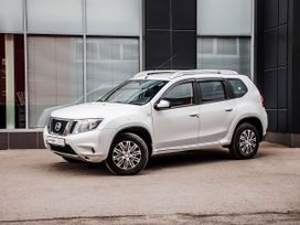 SUV   Nissan Terrano 2015 , 1030000 , 
