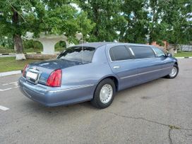  Lincoln Town Car 2000 , 820000 , 