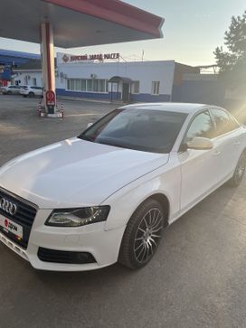  Audi A4 2011 , 950000 , 