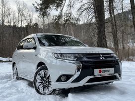 SUV   Mitsubishi Outlander 2015 , 2330000 , 
