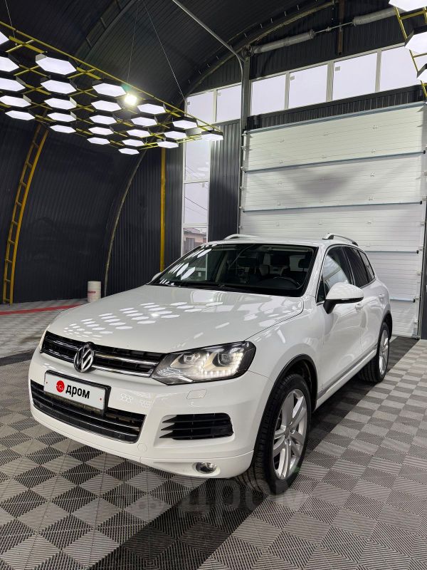 SUV   Volkswagen Touareg 2012 , 2480000 , 