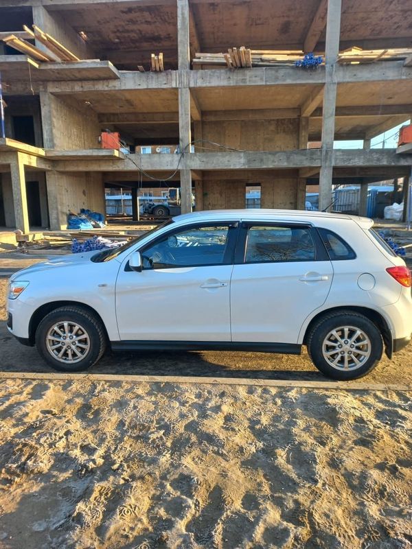 SUV   Mitsubishi ASX 2014 , 900000 , 