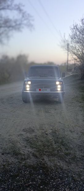  3   4x4 2121  1999 , 380000 , 