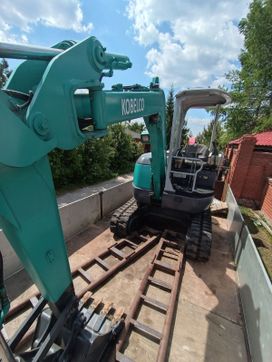 - Kobelco SK30UR 2015 , 2500000 , 