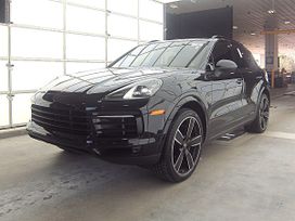 SUV   Porsche Cayenne 2021 , 6400000 , 