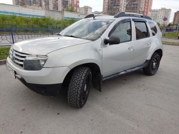 SUV   Renault Duster 2012 , 900000 , 